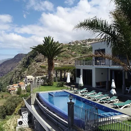 Ocean Cliff *