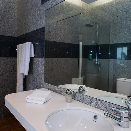 Ocean Cliff 蓬他达维托亚