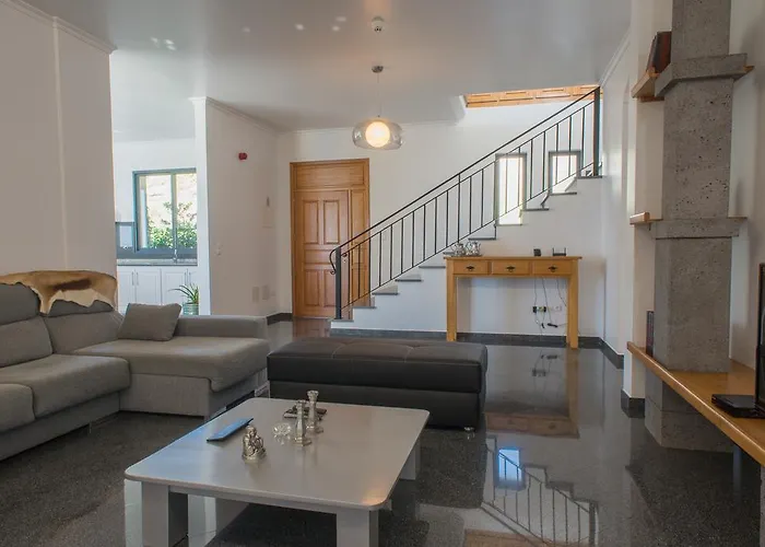 Ocean Cliff 别墅 蓬他达维托亚